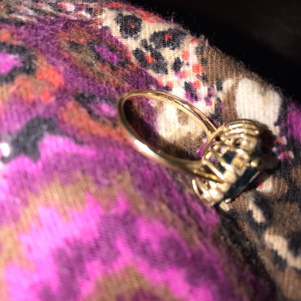 Ring - Picture 4 of 4